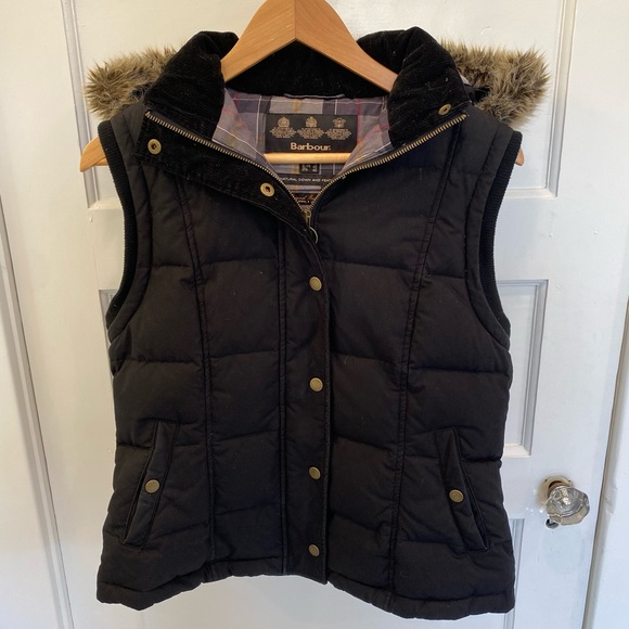 Barbour Jackets & Blazers - Women's Barbour Moors Down Gilet in Black, Size 8